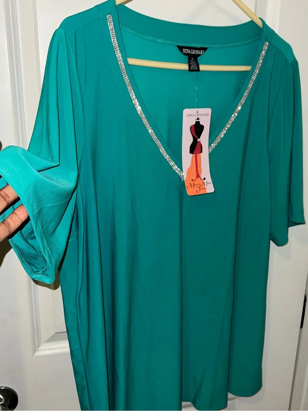 Nina Leonard Teal V-Neck Short Sleeve Top with Rhinestone Trim